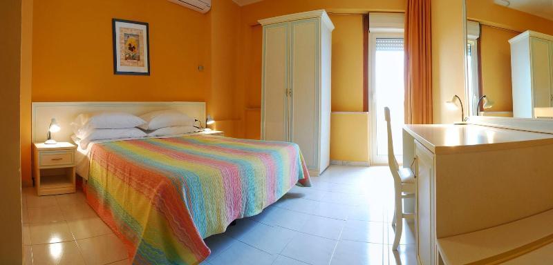 Hotel Michelangelo تيرامو المظهر الخارجي الصورة