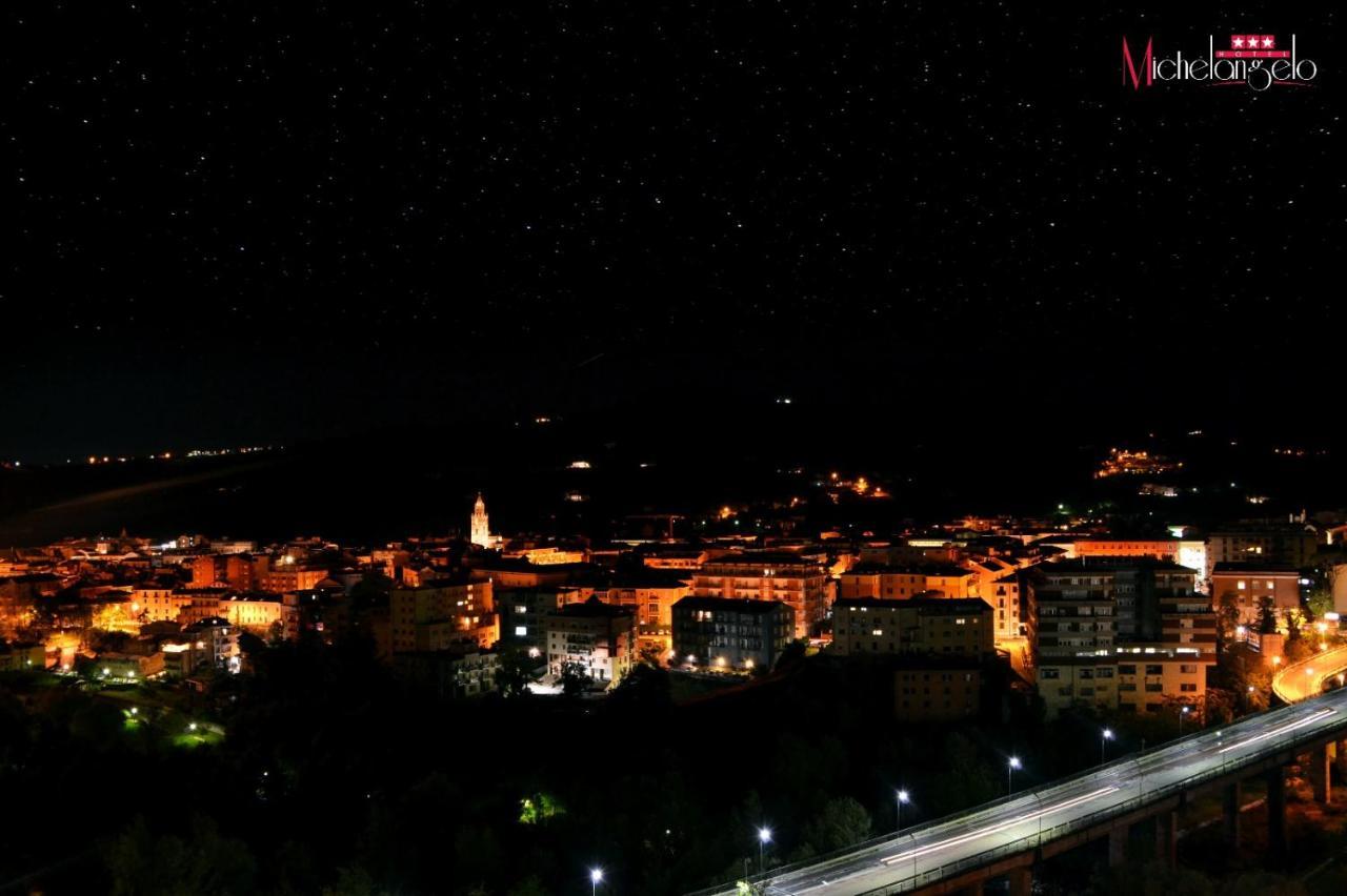 Hotel Michelangelo تيرامو المظهر الخارجي الصورة