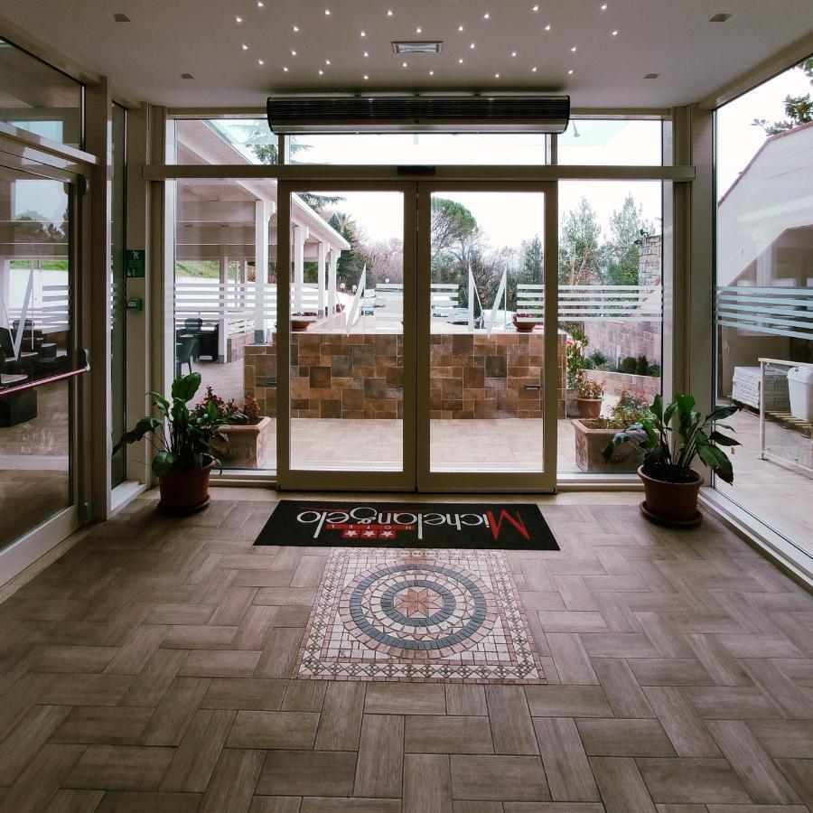 Hotel Michelangelo تيرامو المظهر الخارجي الصورة